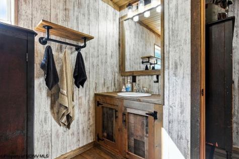 650 Sam Cavins Road West Union WV 26456