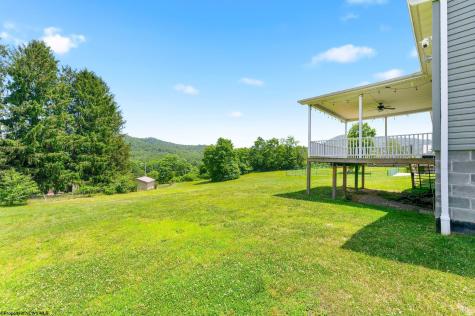 63 Ersel Street Hepzibah WV 26369