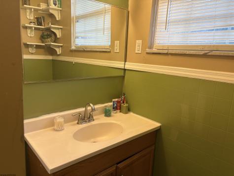 306 5th Street Fairmont WV 26554