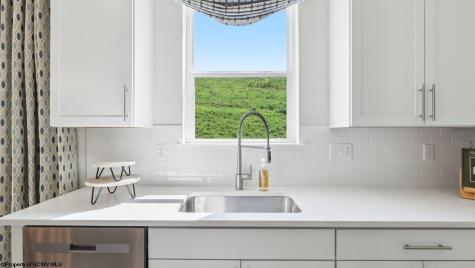 352 Lexington Circle Bridgeport WV 26330