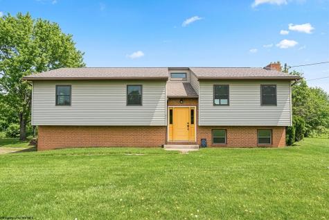 97 Bowlby Hill Road Morgantown WV 26501