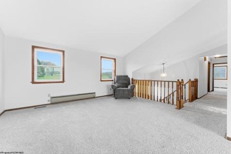 97 Bowlby Hill Road Morgantown WV 26501