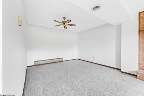 97 Bowlby Hill Road Morgantown WV 26501
