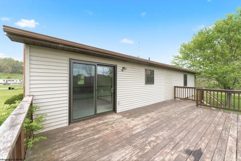 97 Bowlby Hill Road Morgantown WV 26501