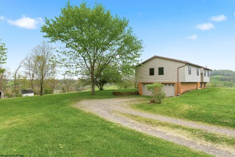 97 Bowlby Hill Road Morgantown WV 26501
