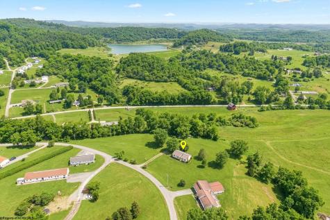 97 Bowlby Hill Road Morgantown WV 26501