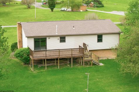 97 Bowlby Hill Road Morgantown WV 26501