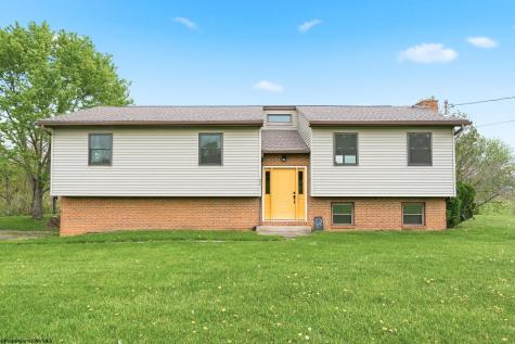 97 Bowlby Hill Road Morgantown WV 26501