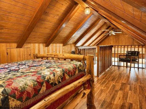 29 Castle Road Mount Nebo WV 26679