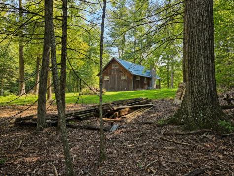 29 Castle Road Mount Nebo WV 26679