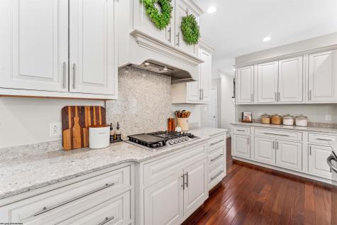 12 Falling Water Lane Morgantown WV 26508