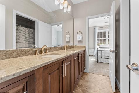 12 Falling Water Lane Morgantown WV 26508