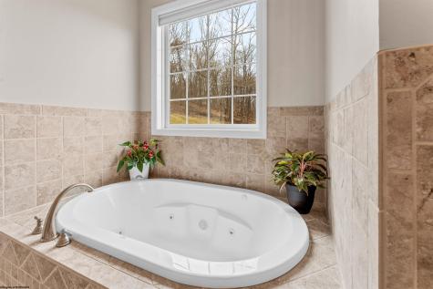 12 Falling Water Lane Morgantown WV 26508