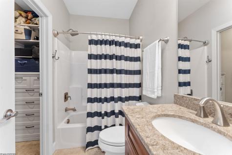 12 Falling Water Lane Morgantown WV 26508
