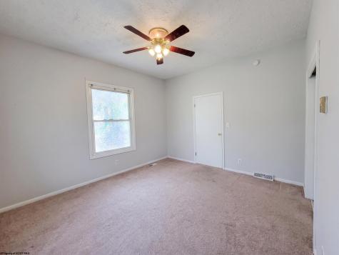 410 Haymond Highway Clarksburg WV 26301-3864