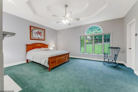 4212 Persimmon Woods Drive Morgantown WV 26508