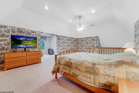 4212 Persimmon Woods Drive Morgantown WV 26508