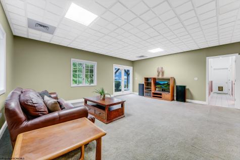 4212 Persimmon Woods Drive Morgantown WV 26508