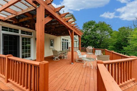 4212 Persimmon Woods Drive Morgantown WV 26508