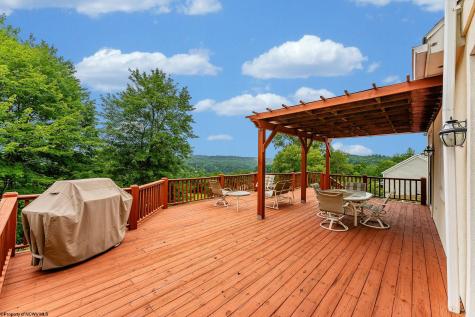 4212 Persimmon Woods Drive Morgantown WV 26508