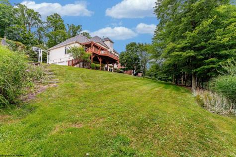 4212 Persimmon Woods Drive Morgantown WV 26508