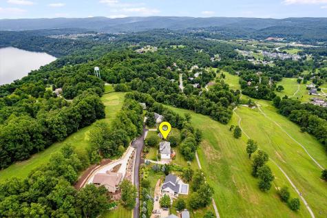 4212 Persimmon Woods Drive Morgantown WV 26508