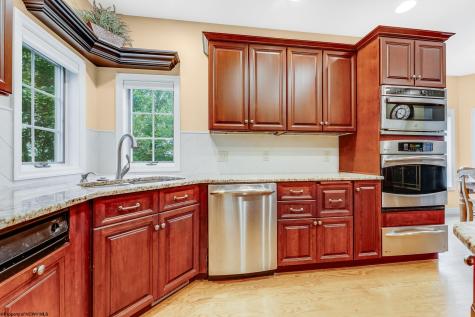 4212 Persimmon Woods Drive Morgantown WV 26508