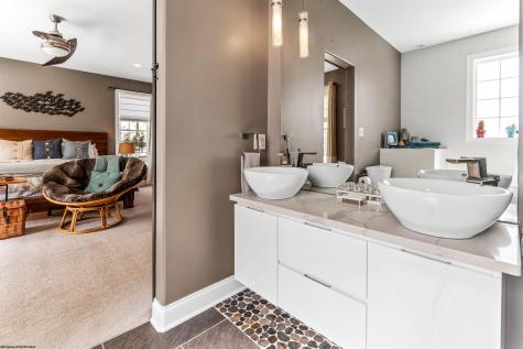 33 Garden Lane Morgantown WV 26501