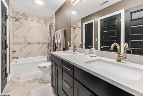 33 Garden Lane Morgantown WV 26501