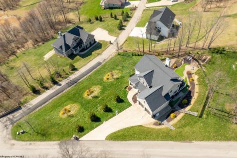 33 Garden Lane Morgantown WV 26501