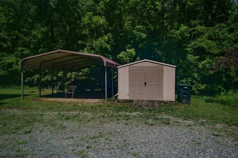 270 Taylortown Road Maidsville WV 26541