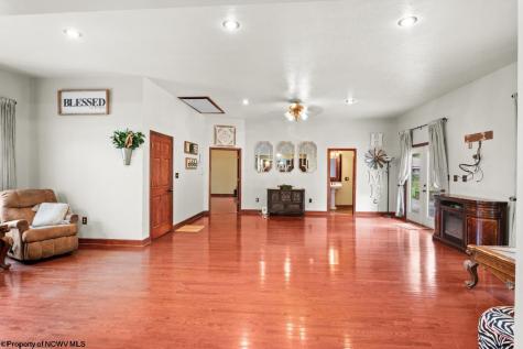 401 Jefferson Street Mannington WV 26582