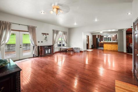 401 Jefferson Street Mannington WV 26582