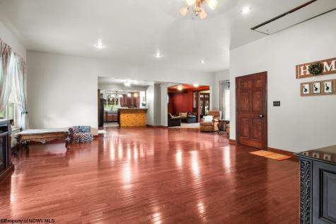 401 Jefferson Street Mannington WV 26582