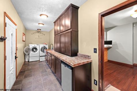 401 Jefferson Street Mannington WV 26582