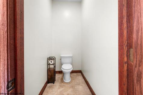 401 Jefferson Street Mannington WV 26582