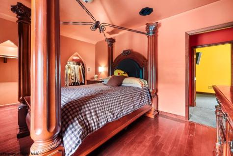 401 Jefferson Street Mannington WV 26582