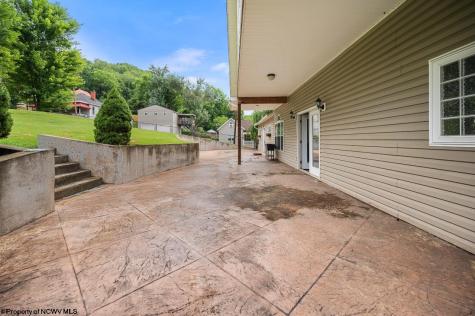401 Jefferson Street Mannington WV 26582