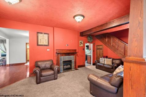401 Jefferson Street Mannington WV 26582