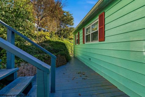 205 Winding Way Clarksburg WV 26301