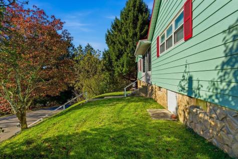 205 Winding Way Clarksburg WV 26301