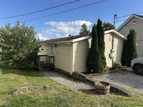 15 Tucker Street Buckhannon WV 26201