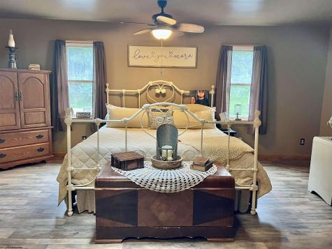 10915 Old Elkins Road Ellamore WV 26267