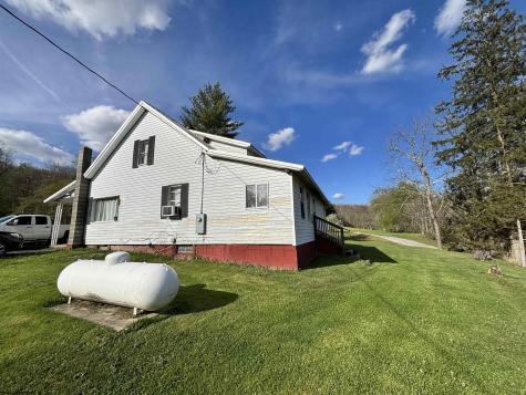 1021 Clover Run Road Montrose WV 26283