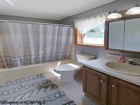26 Scarlet Cardinal Lane Mount Storm WV 26739