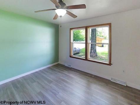 26 Scarlet Cardinal Lane Mount Storm WV 26739