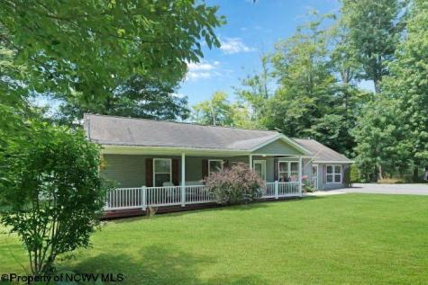 26 Scarlet Cardinal Lane Mount Storm WV 26739