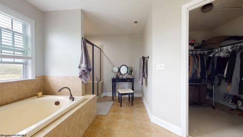 133 Elderbury Lane Fairmont WV 26554