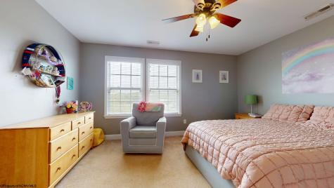 133 Elderbury Lane Fairmont WV 26554