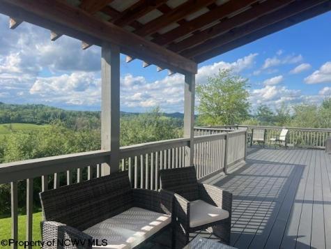133 Elderbury Lane Fairmont WV 26554